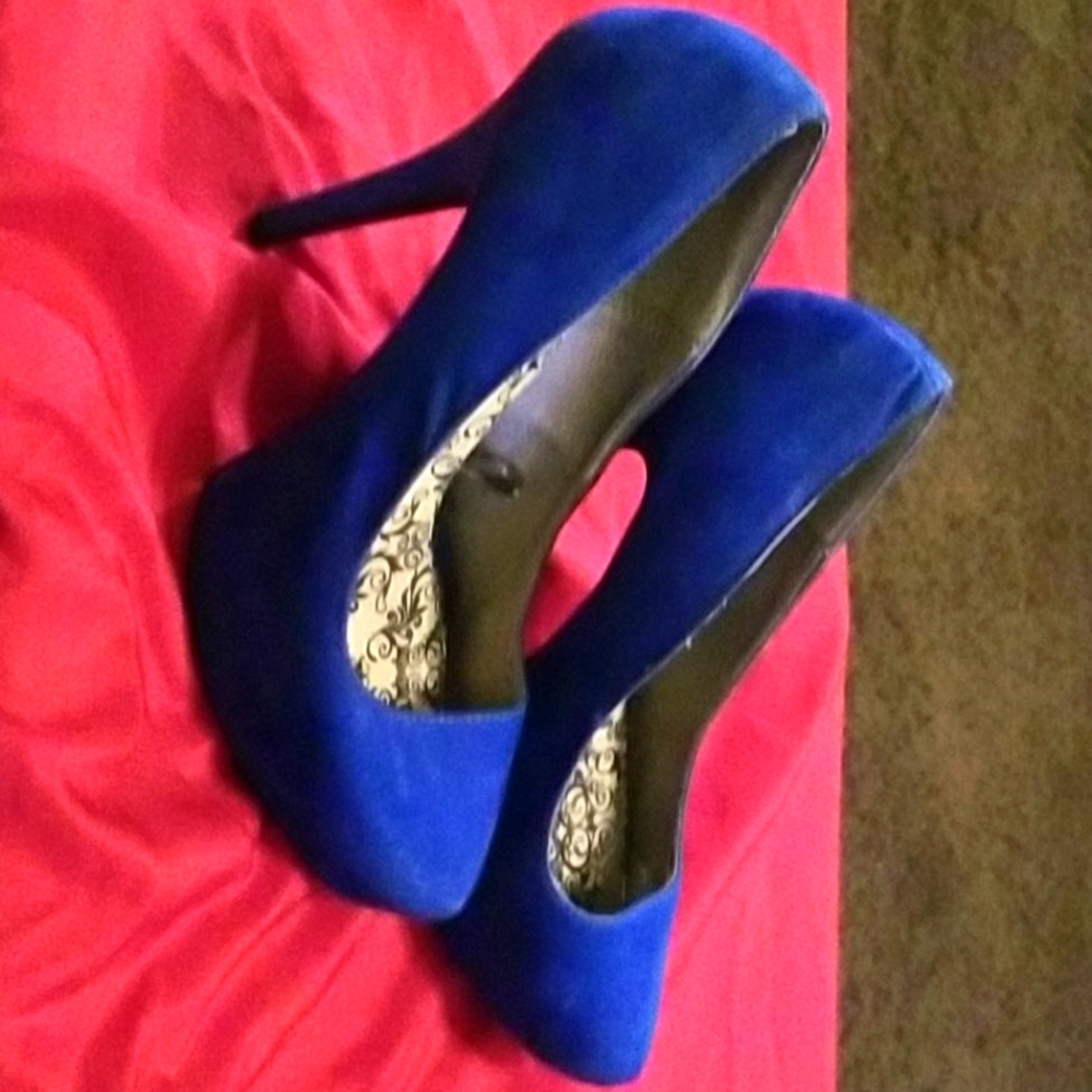 Blue Boo!